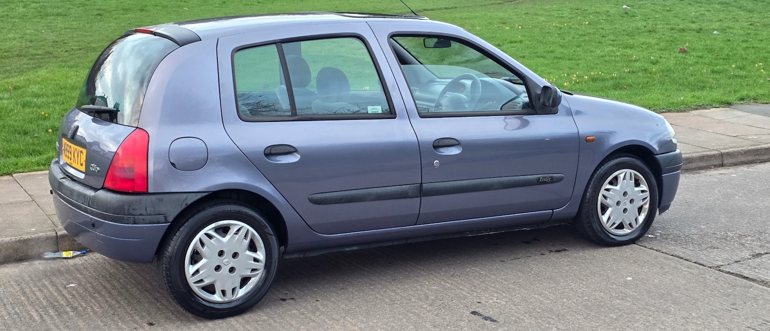 Used Renault Clio 2000 for sale - 77497848: Photo 9