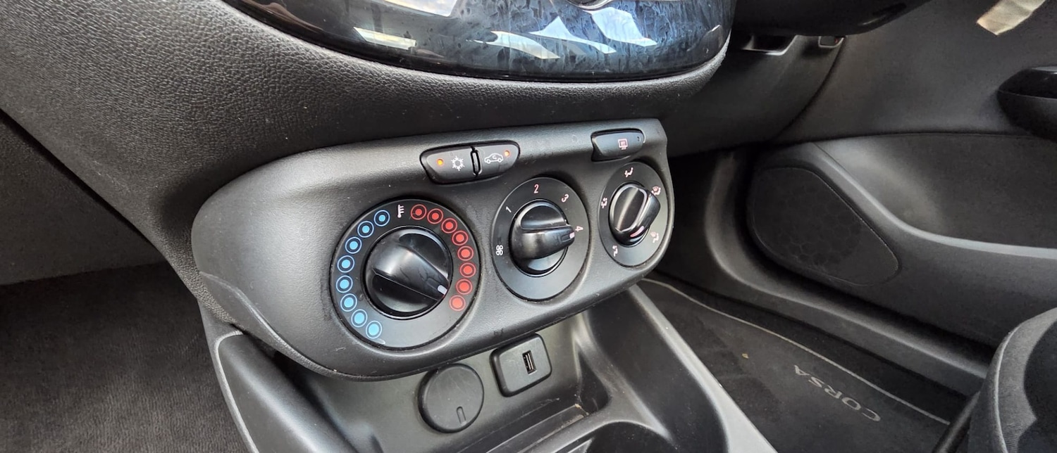 Used Vauxhall Corsa 2017 for sale - 77202365: Photo 32