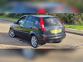 Used Ford Fiesta 2007 for sale - 77201729: Photo