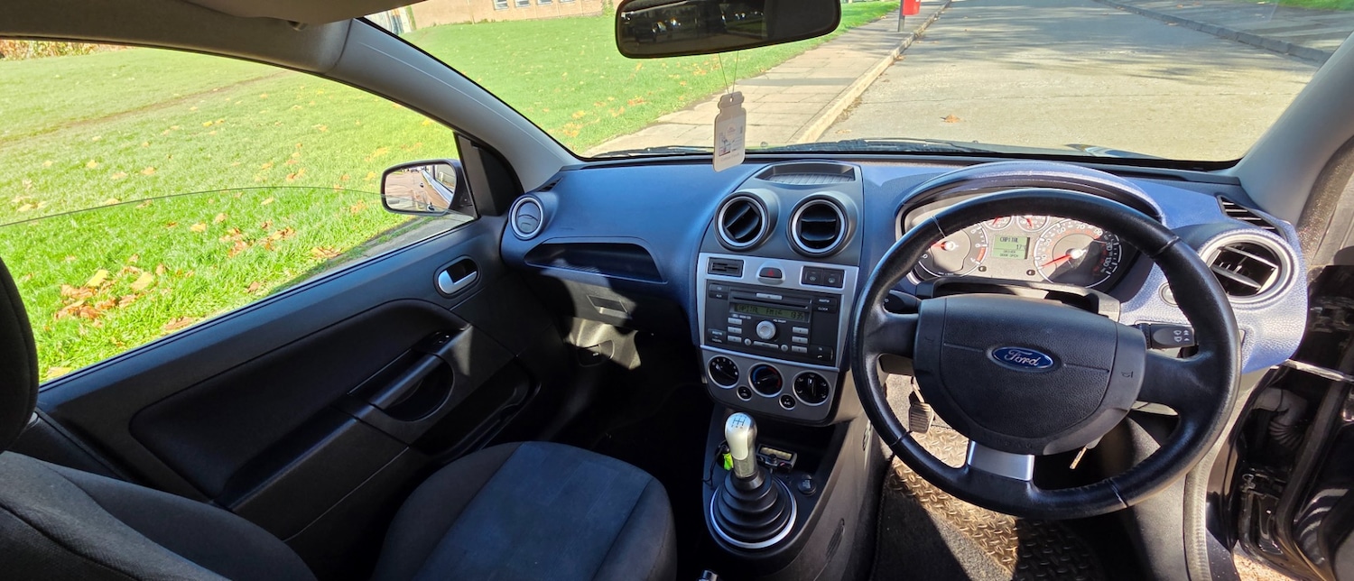 Used Ford Fiesta 2007 for sale - 77201729: Photo 40