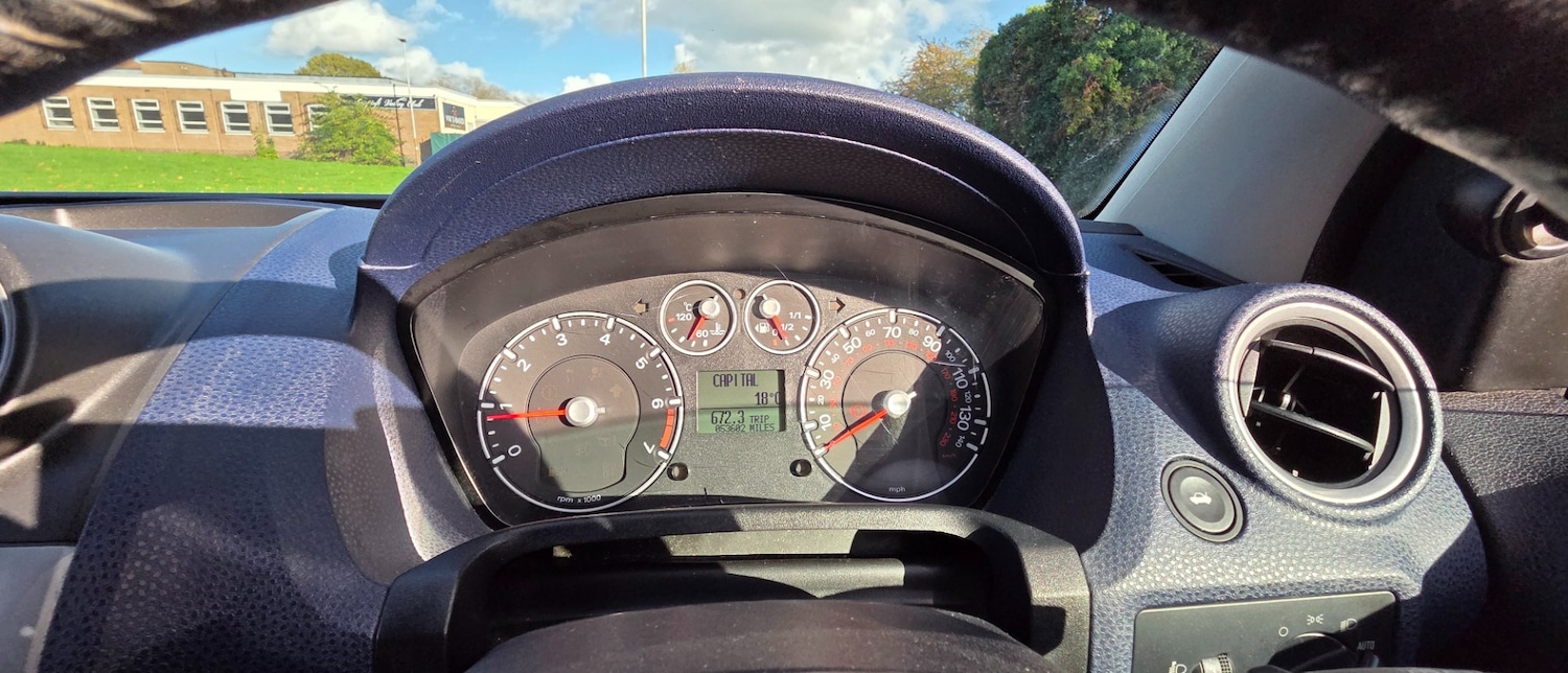 Used Ford Fiesta 2007 for sale - 77201729: Photo 49