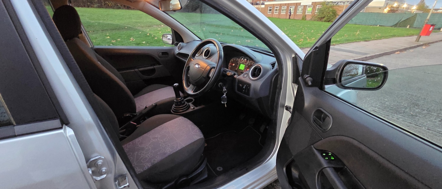 Used Ford Fiesta 2009 for sale - 77201346: Photo 13