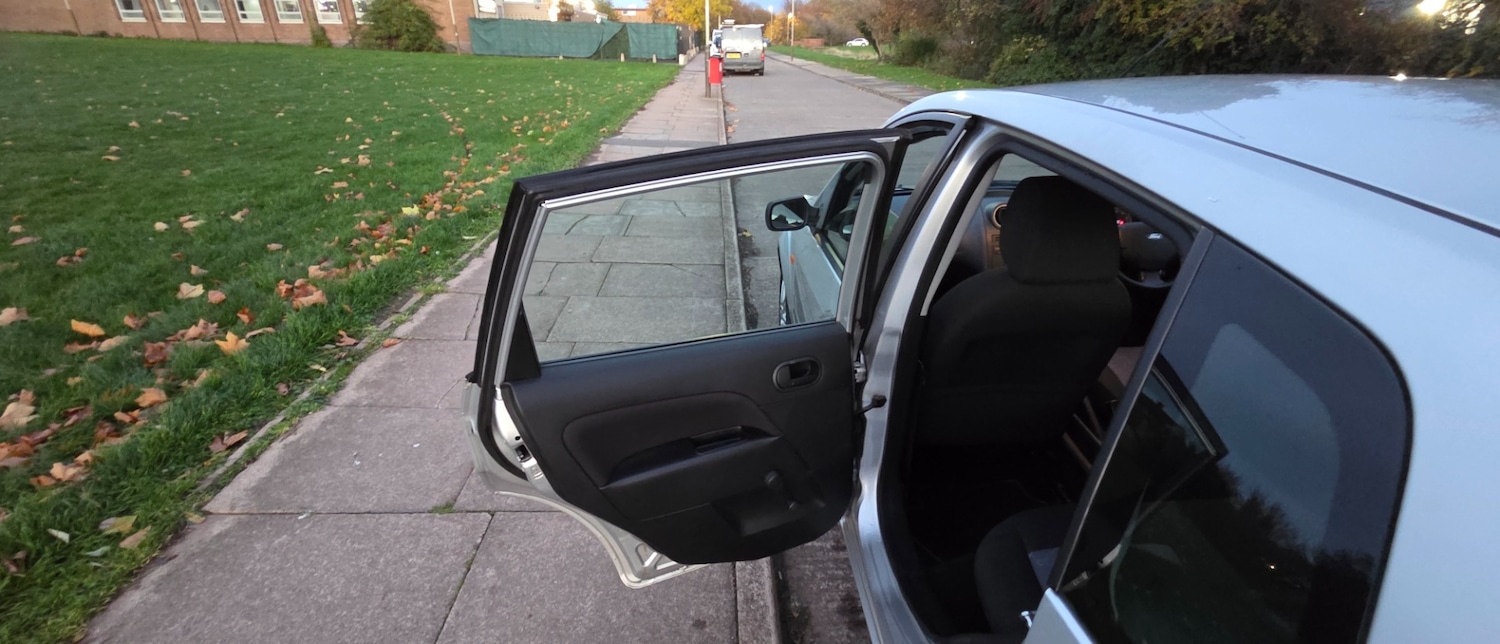 Used Ford Fiesta 2009 for sale - 77201346: Photo 33