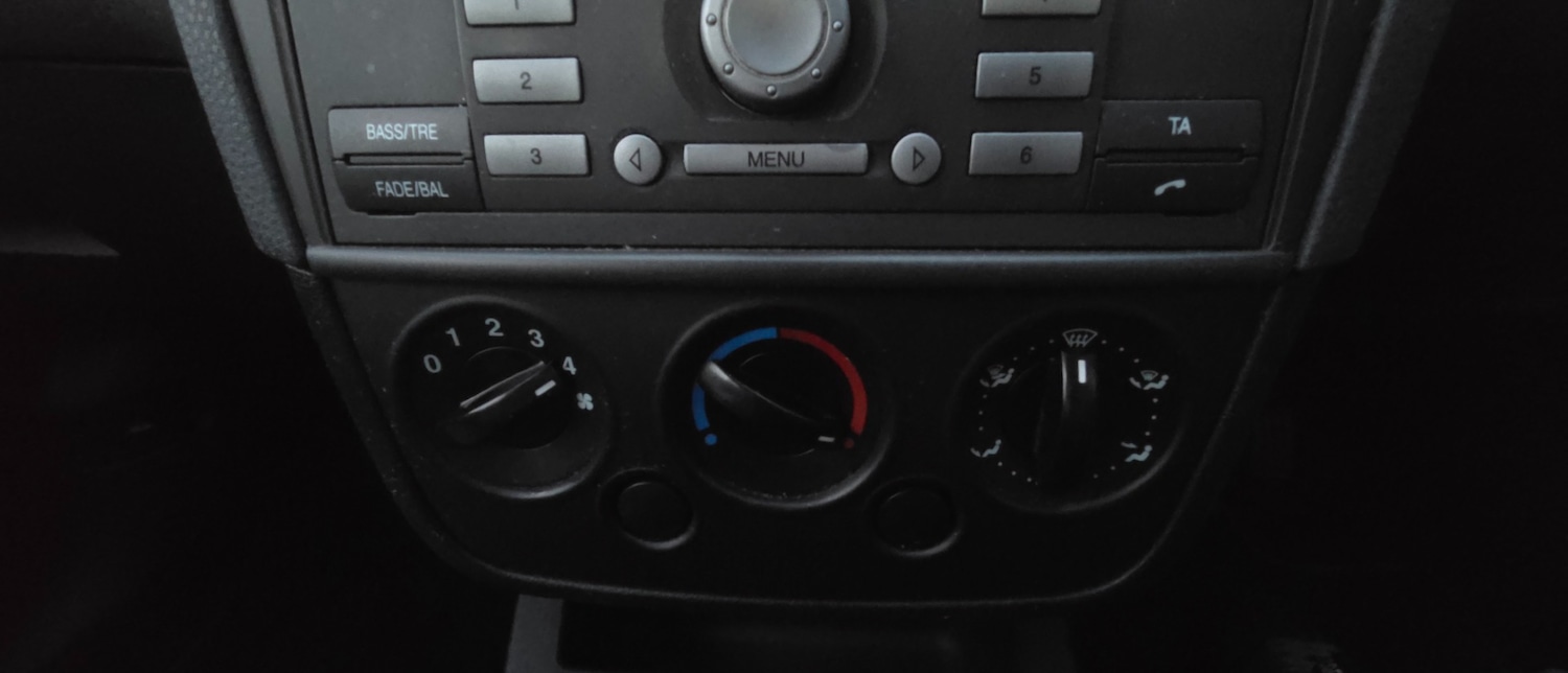 Used Ford Fiesta 2009 for sale - 77201346: Photo 43