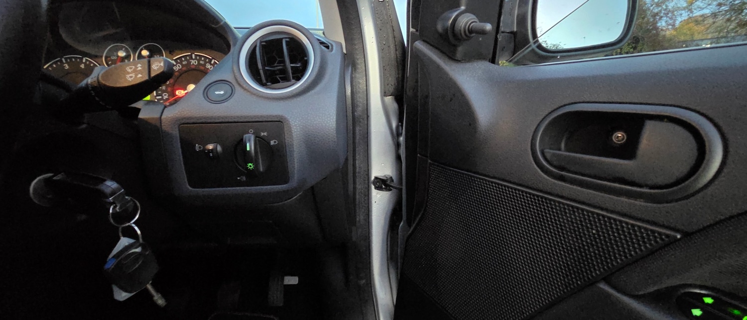 Used Ford Fiesta 2009 for sale - 77201346: Photo 47