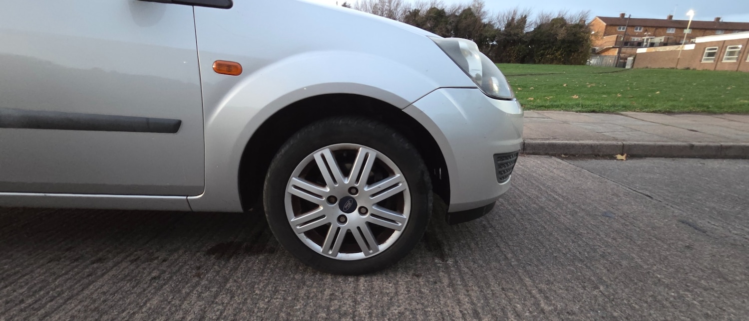 Used Ford Fiesta 2009 for sale - 77201346: Photo 48