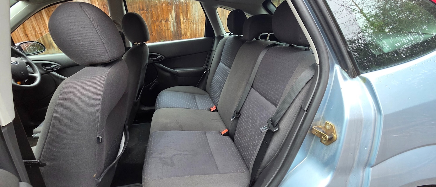 Used Ford Focus 2004 for sale - 77497904: Photo 27