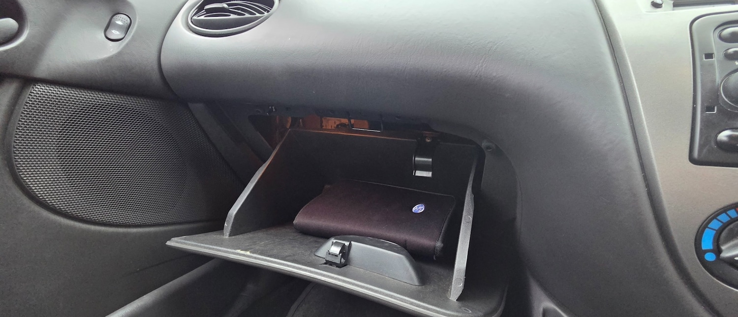 Used Ford Focus 2004 for sale - 77497904: Photo 40