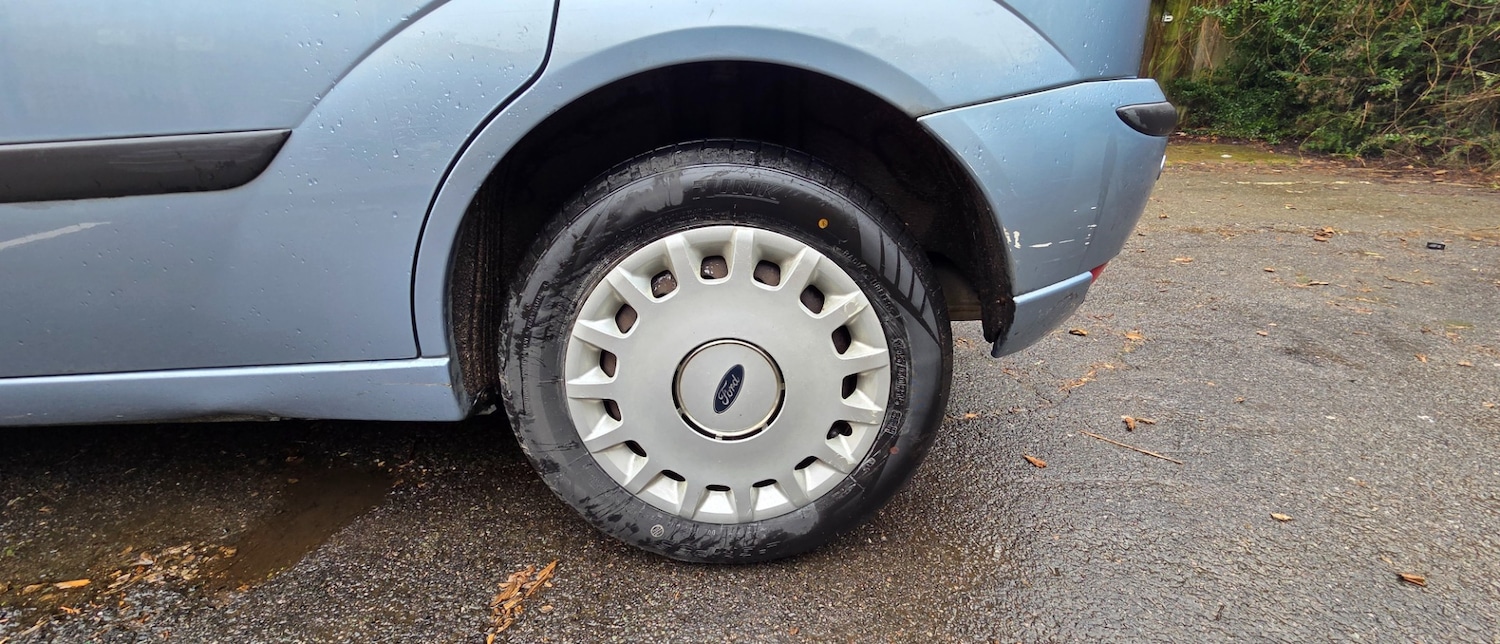 Used Ford Focus 2004 for sale - 77497904: Photo 48