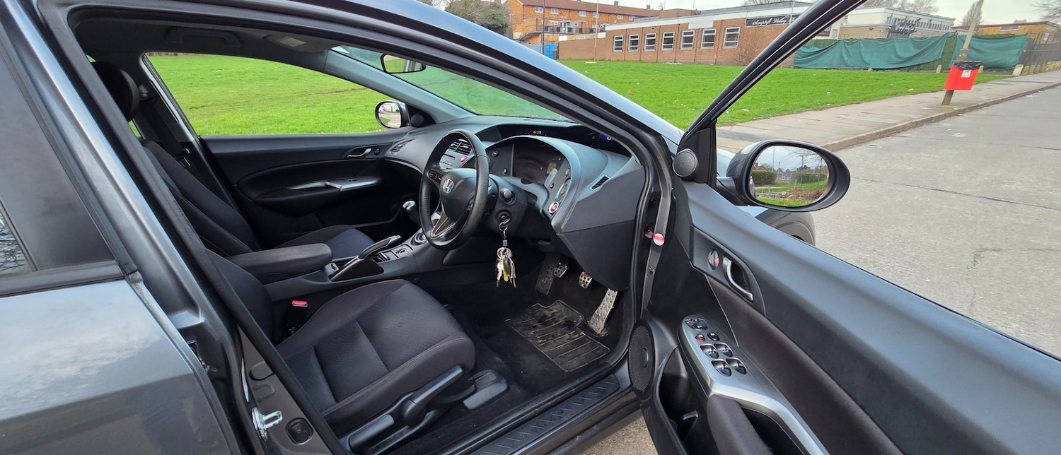 Used Honda Civic 2009 for sale - 77497988: Photo 17