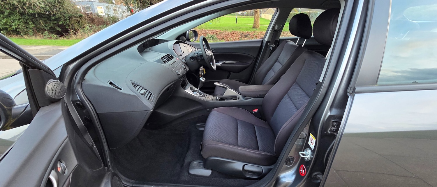 Used Honda Civic 2009 for sale - 77497988: Photo 25