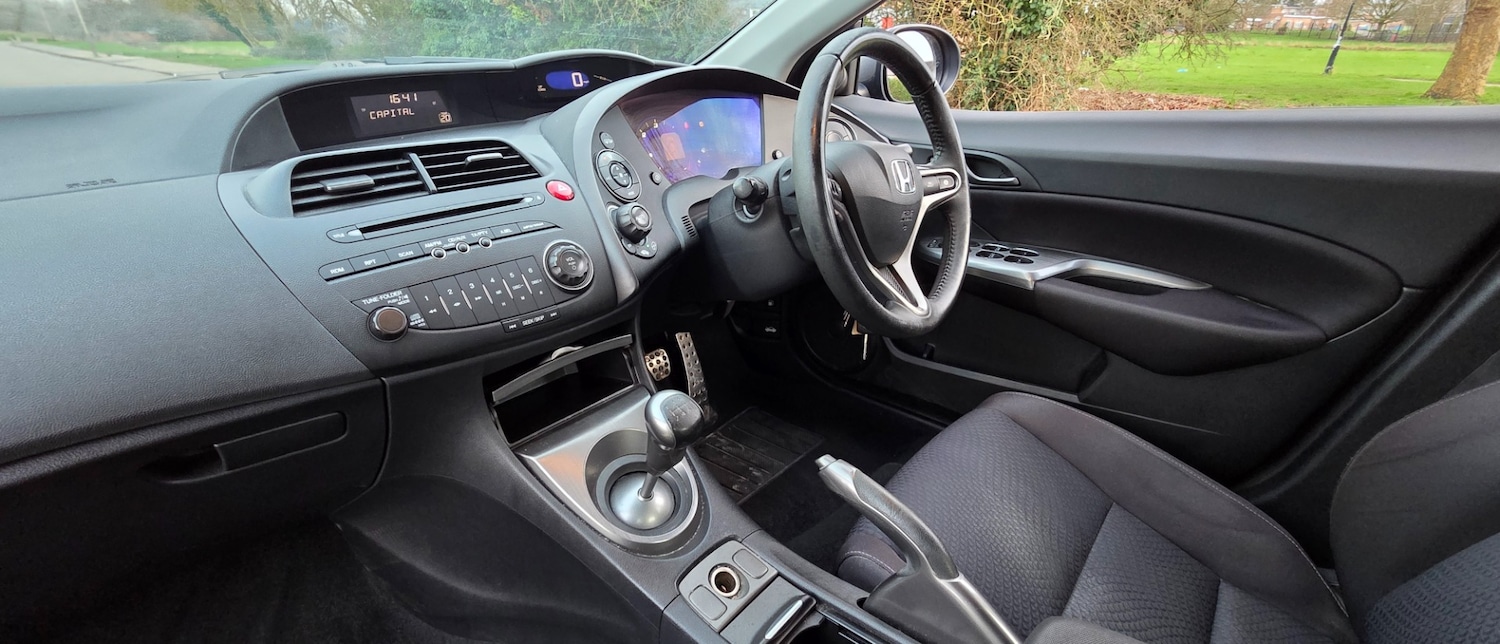 Used Honda Civic 2009 for sale - 77497988: Photo 37