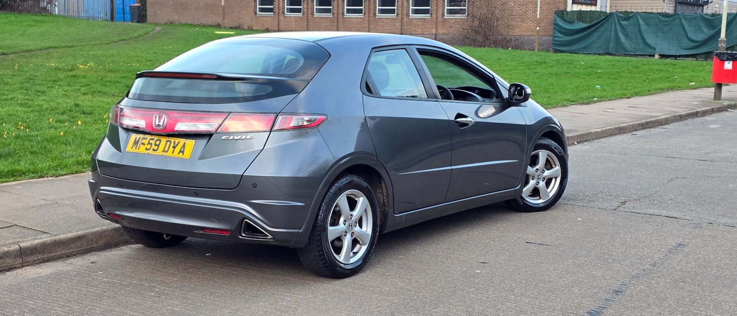 Used Honda Civic 2009 for sale - 77497988: Photo 4