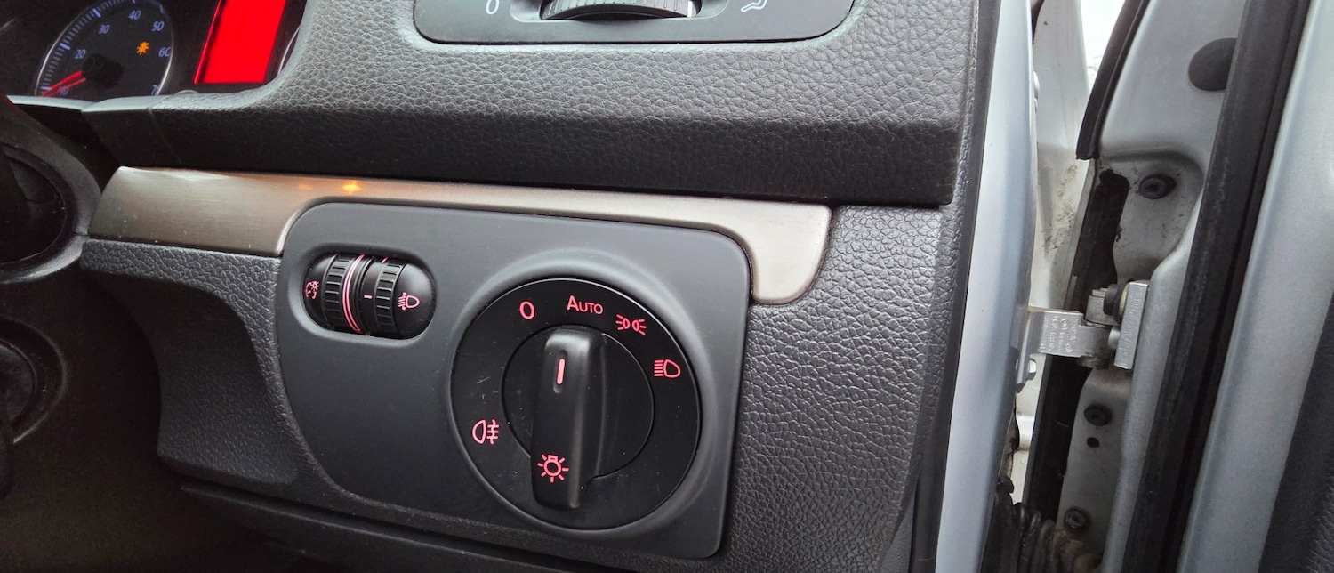 Used Volkswagen Golf 2007 for sale - 77196769: Photo 35