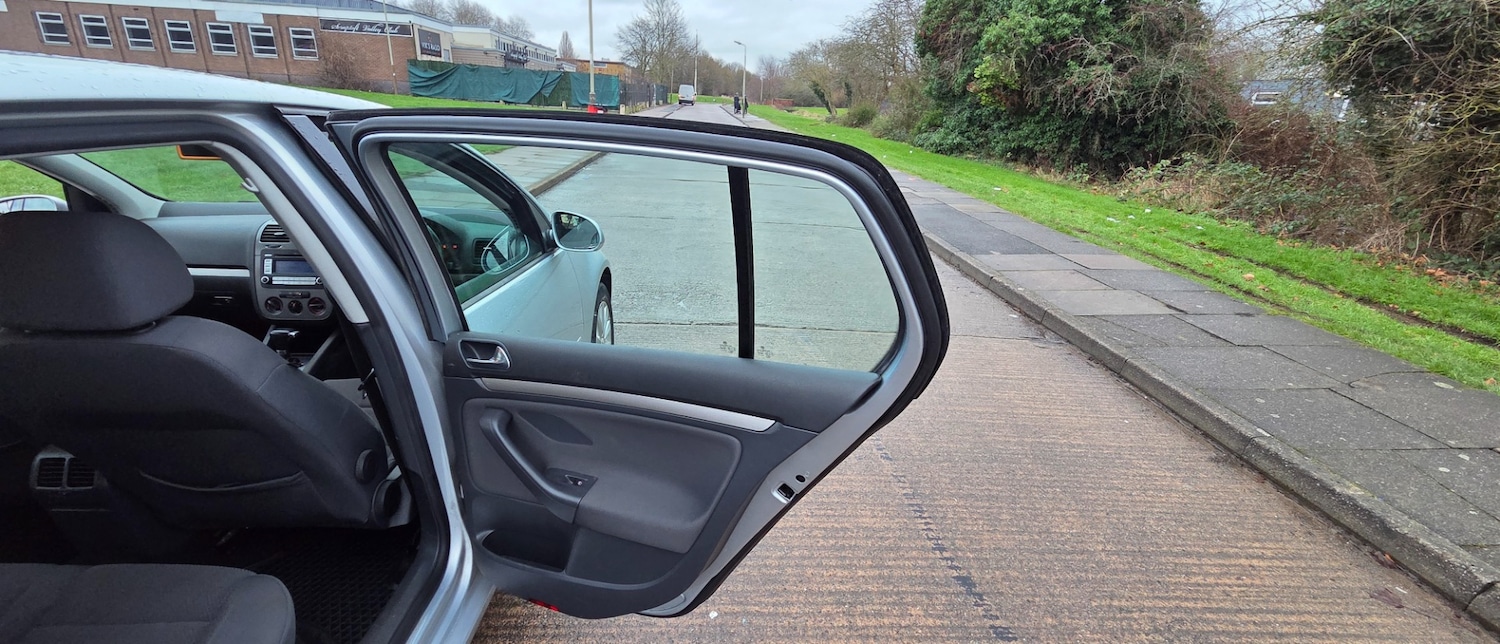 Used Volkswagen Golf 2007 for sale - 77196769: Photo 47