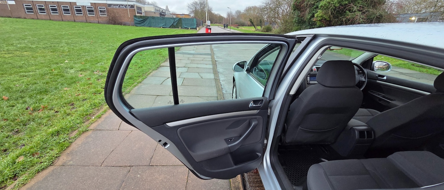 Used Volkswagen Golf 2007 for sale - 77196769: Photo 49