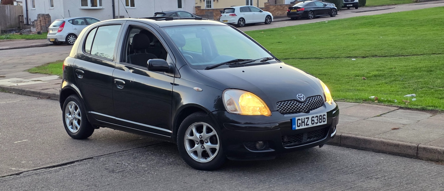 Used Toyota Yaris 2005 for sale - 77201137: Photo 1