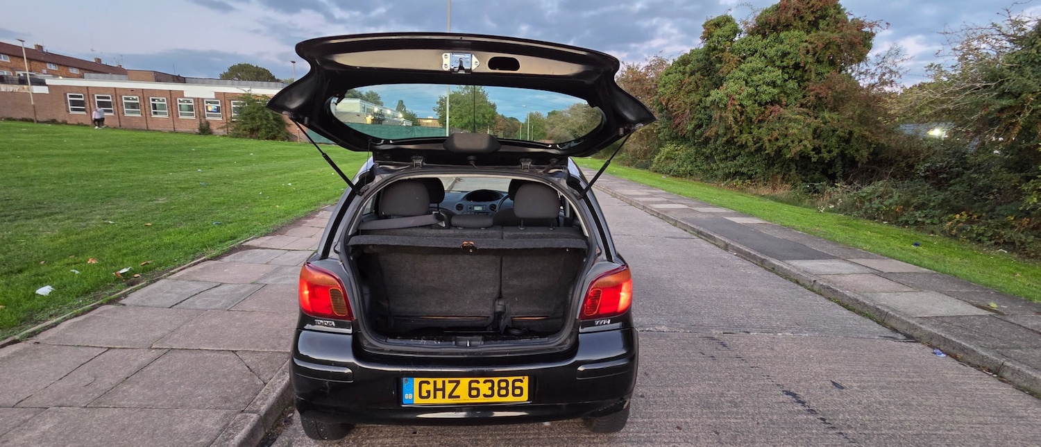 Used Toyota Yaris 2005 for sale - 77201137: Photo 15