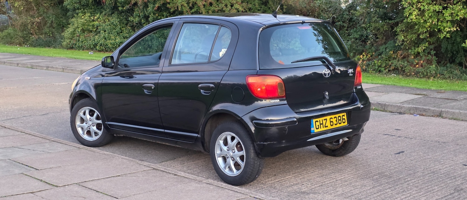 Used Toyota Yaris 2005 for sale - 77201137: Photo 2