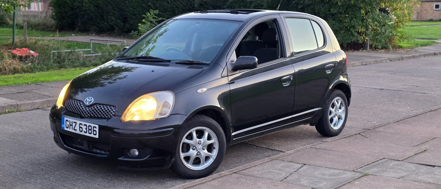 Used Toyota Yaris 2005 for sale - 77201137: Photo 3