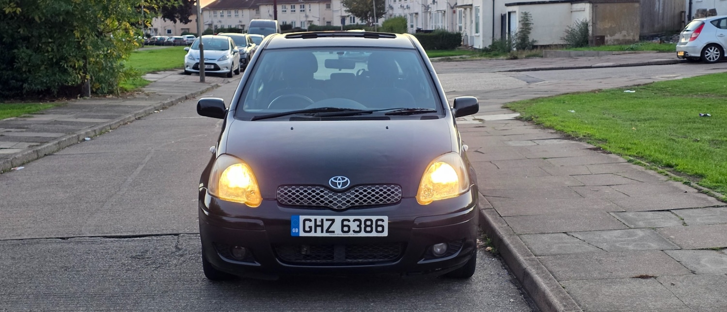 Used Toyota Yaris 2005 for sale - 77201137: Photo 5