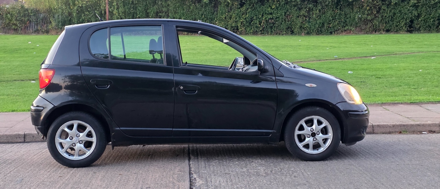 Used Toyota Yaris 2005 for sale - 77201137: Photo 6