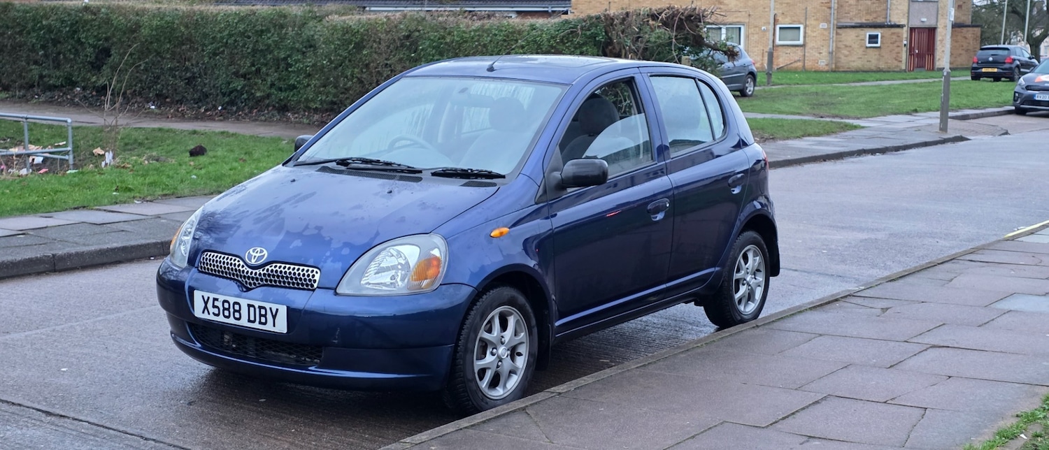 Used Toyota Yaris 2000 for sale - 77497849: Photo 17
