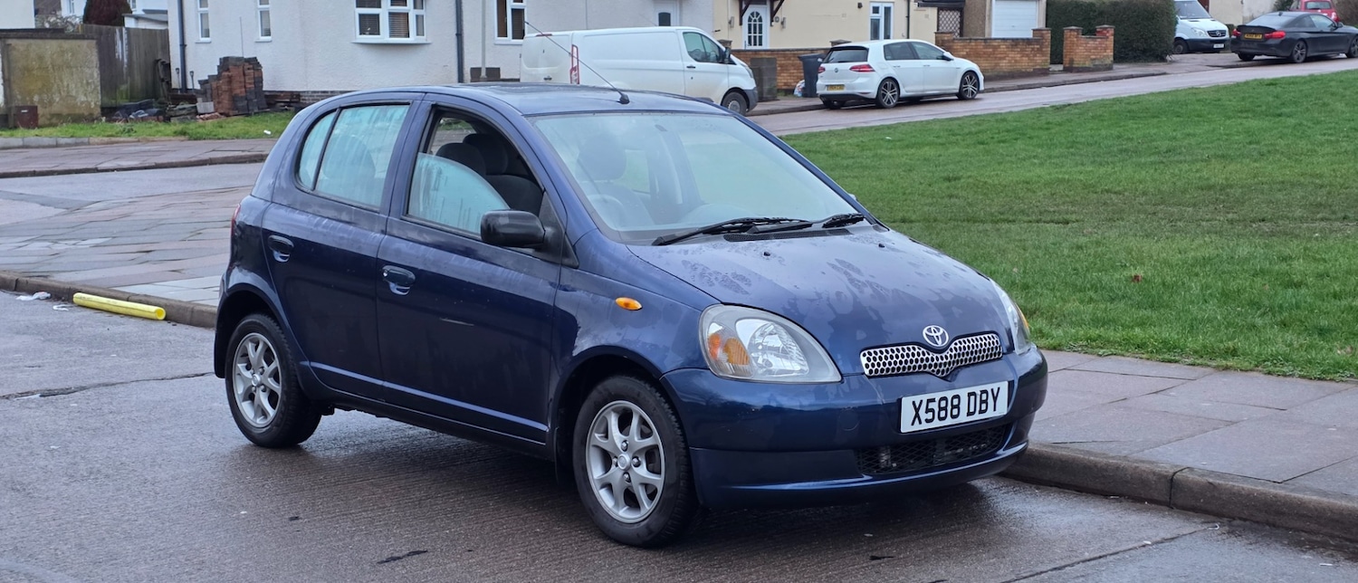 Used Toyota Yaris 2000 for sale - 77497849: Photo 6
