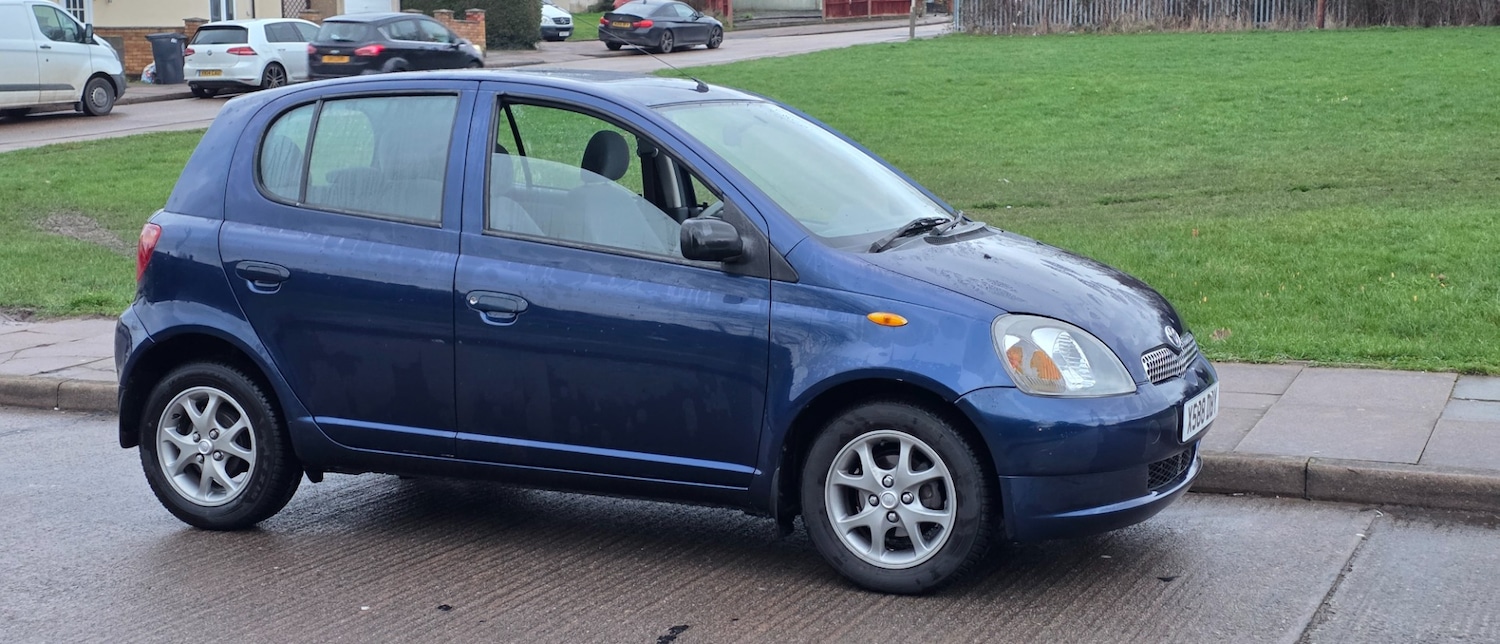 Used Toyota Yaris 2000 for sale - 77497849: Photo 7