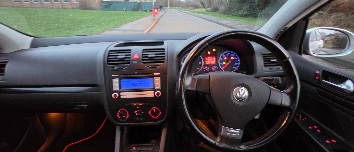 Used Volkswagen Golf 2007 for sale - 77201079: Photo 27