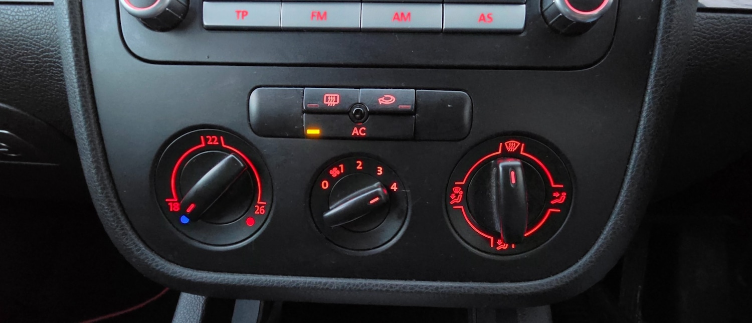 Used Volkswagen Golf 2007 for sale - 77201079: Photo 29