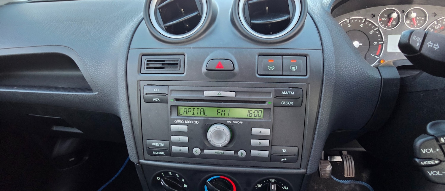 Used Ford Fiesta 2006 for sale - 77198098: Photo 37