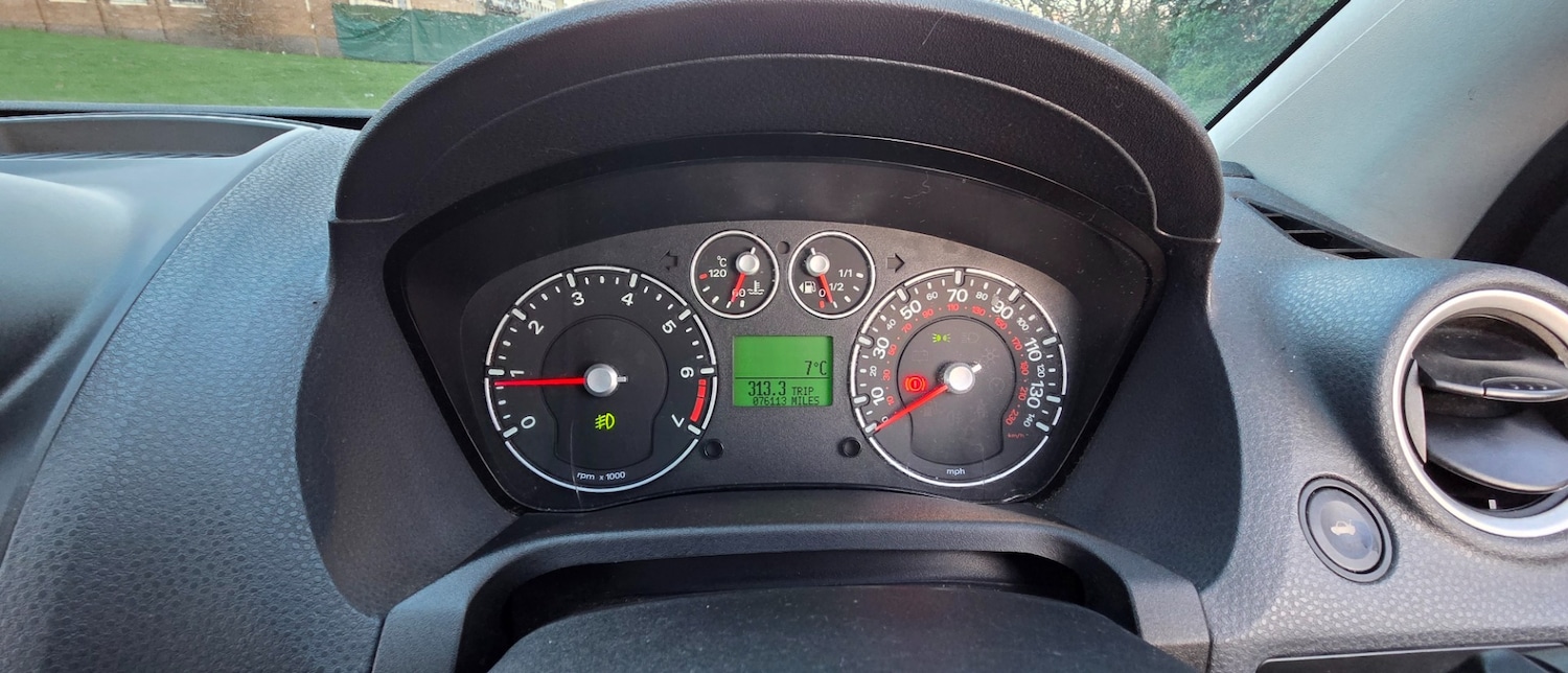 Used Ford Fiesta 2006 for sale - 77198098: Photo 40