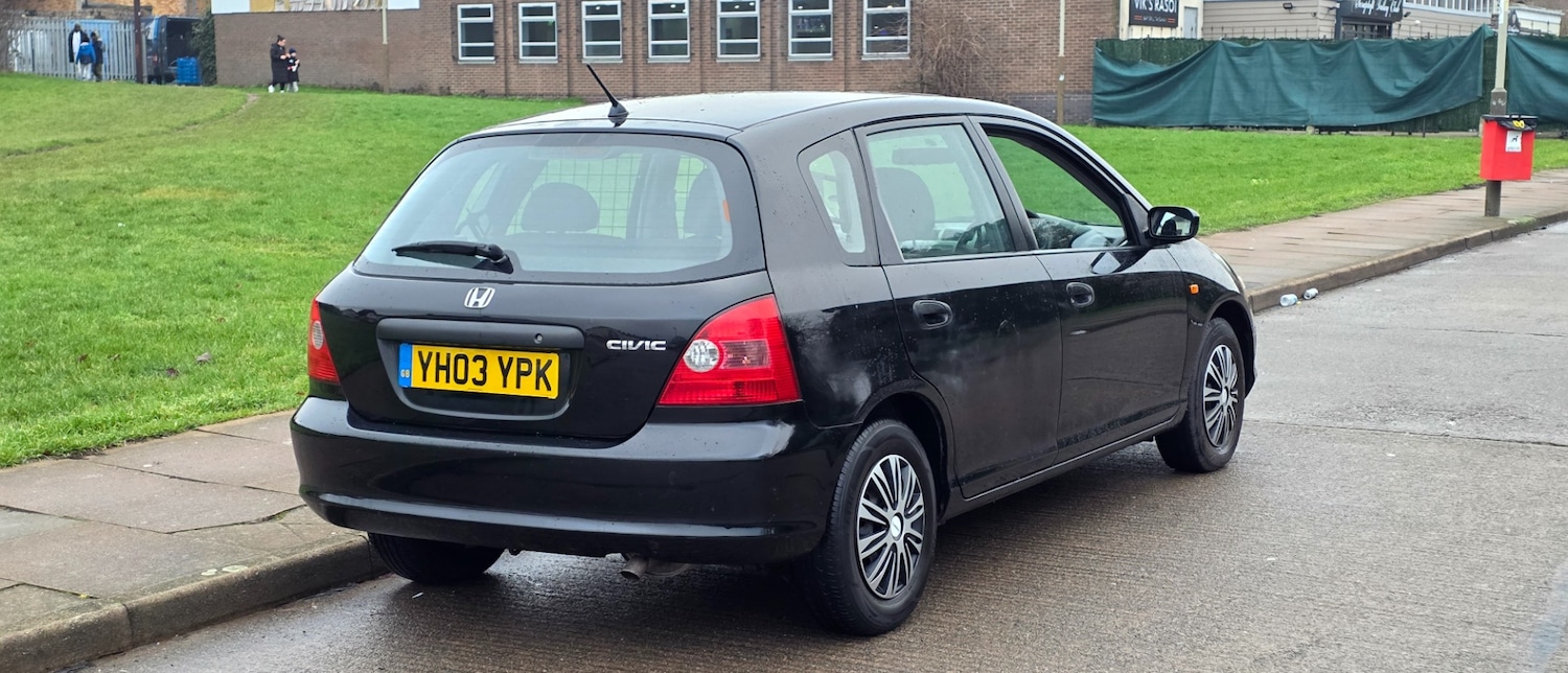 Used Honda Civic 2003 for sale - 77329350: Photo 12