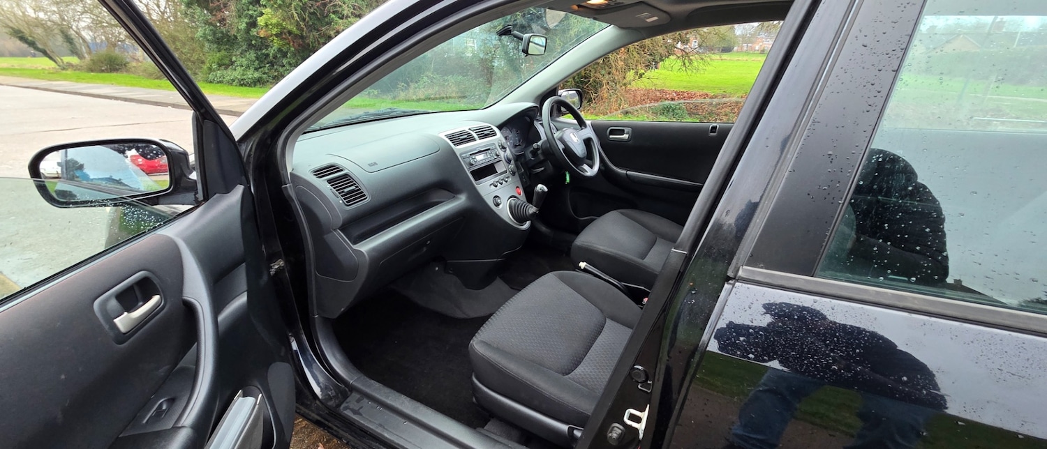 Used Honda Civic 2003 for sale - 77329350: Photo 16