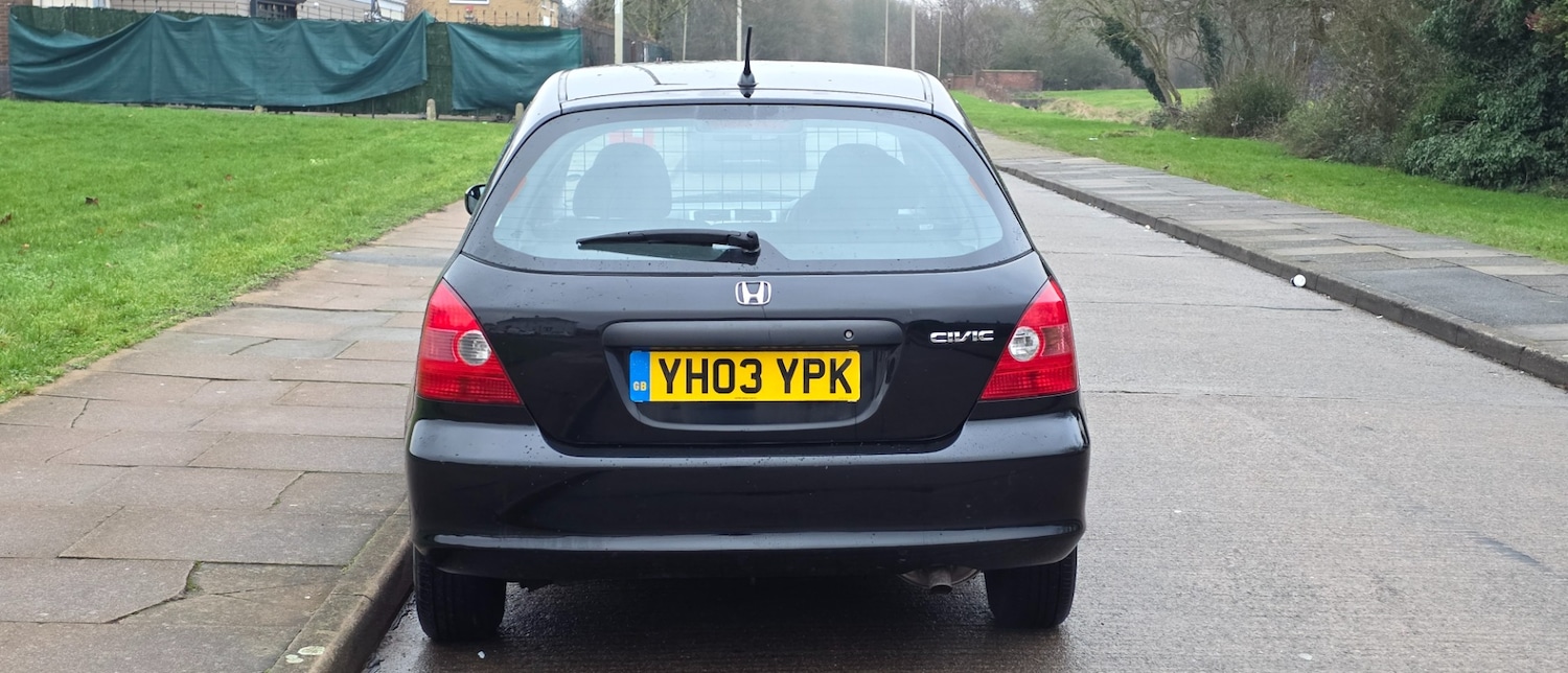 Used Honda Civic 2003 for sale - 77329350: Photo 7