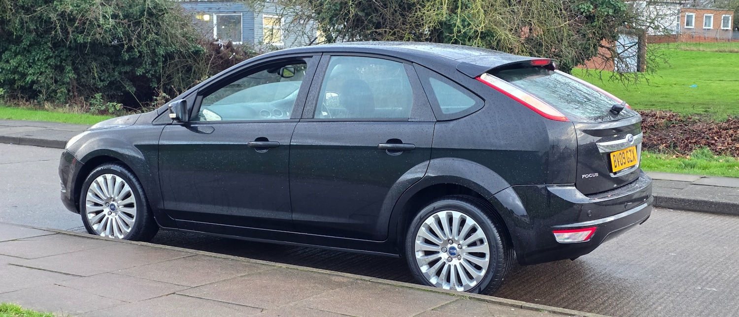 Used Ford Focus 2009 for sale - 77497895: Photo 13