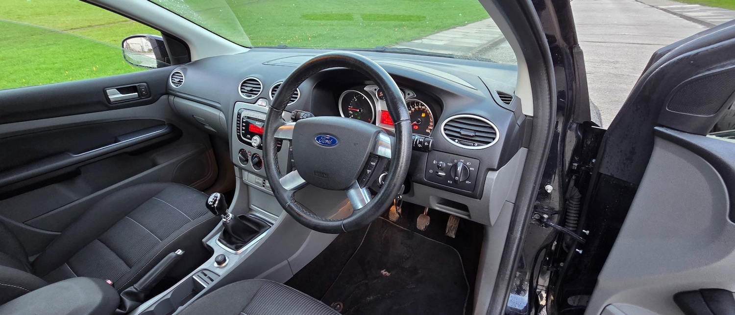 Used Ford Focus 2009 for sale - 77497895: Photo 22