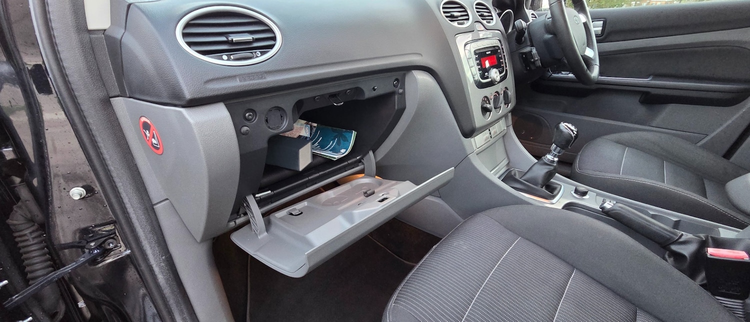 Used Ford Focus 2009 for sale - 77497895: Photo 25