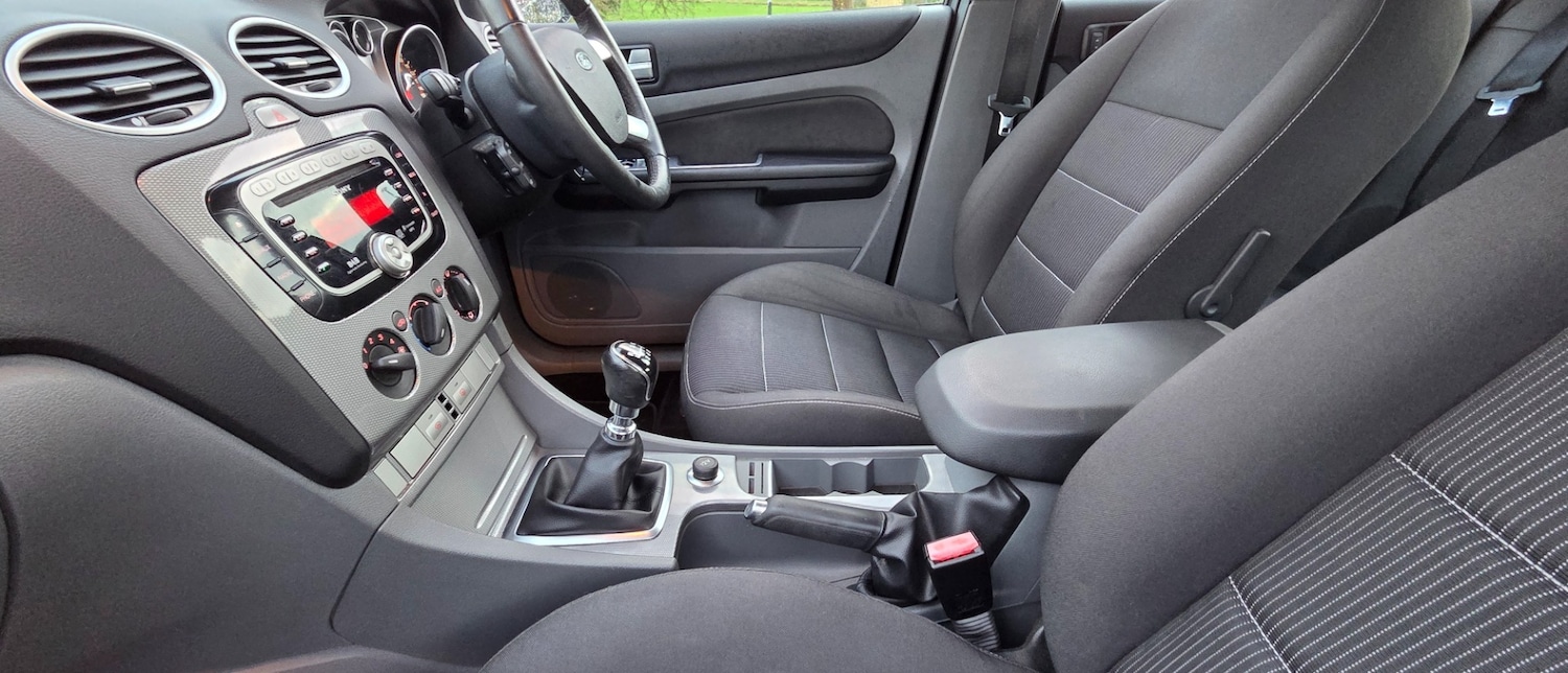 Used Ford Focus 2009 for sale - 77497895: Photo 29