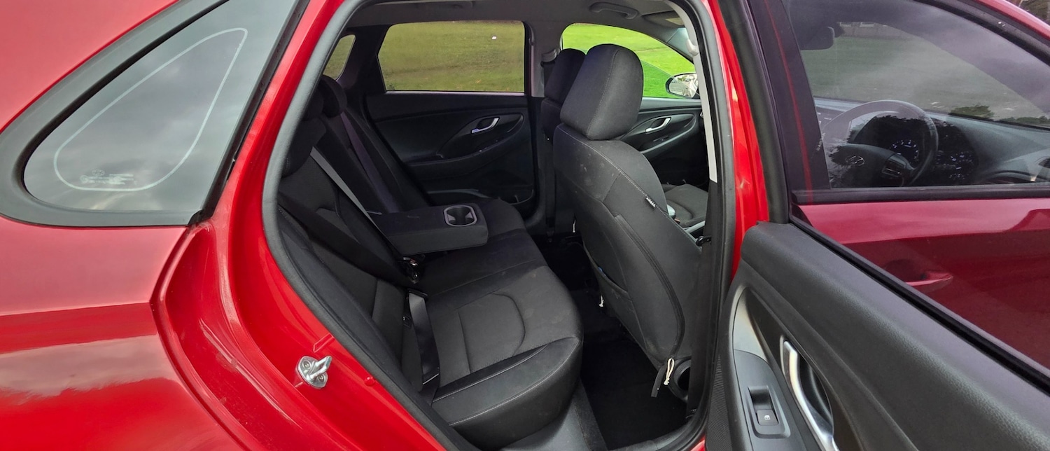 Used Hyundai i30 2017 for sale - 77202368: Photo 12