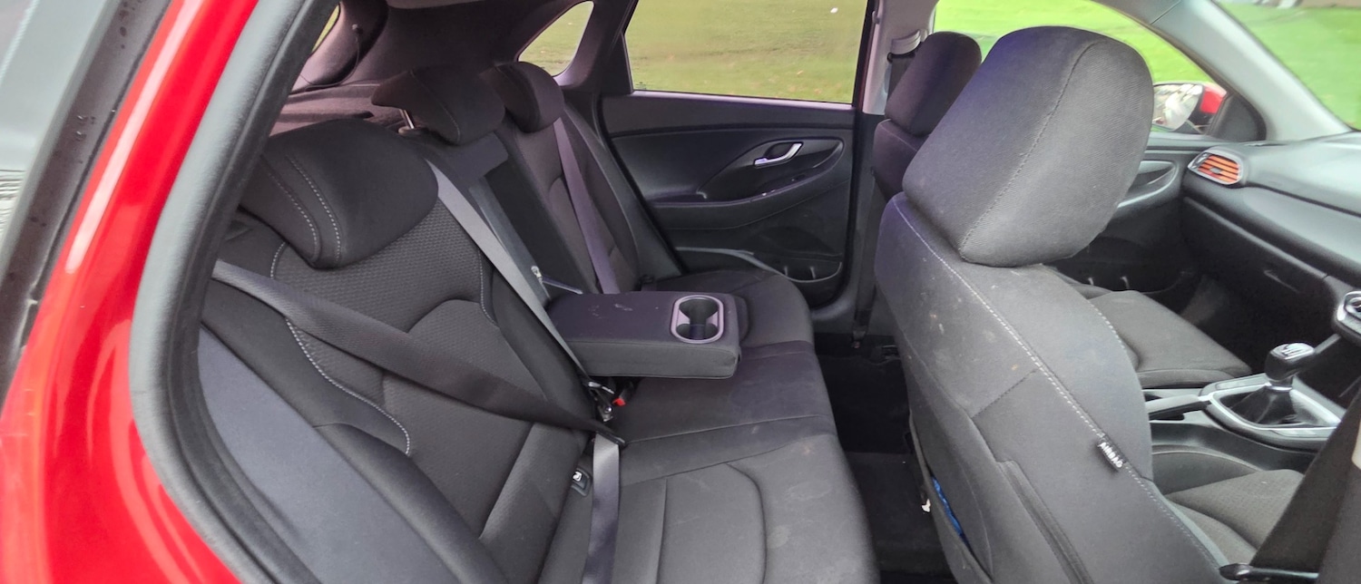 Used Hyundai i30 2017 for sale - 77202368: Photo 13