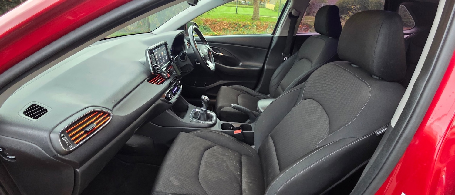 Used Hyundai i30 2017 for sale - 77202368: Photo 16