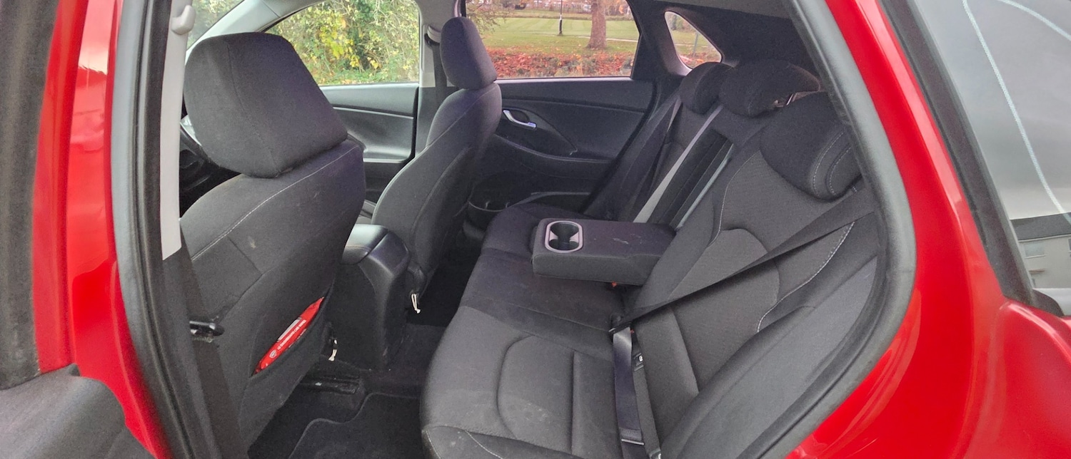 Used Hyundai i30 2017 for sale - 77202368: Photo 18