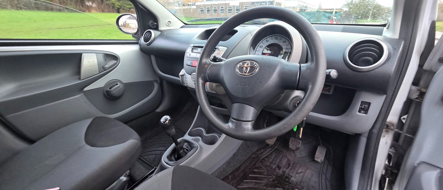 Used Toyota AYGO 2007 for sale - 77497902: Photo 41