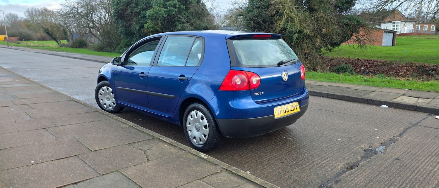 Used Volkswagen Golf 2005 for sale - 77497986: Photo 2