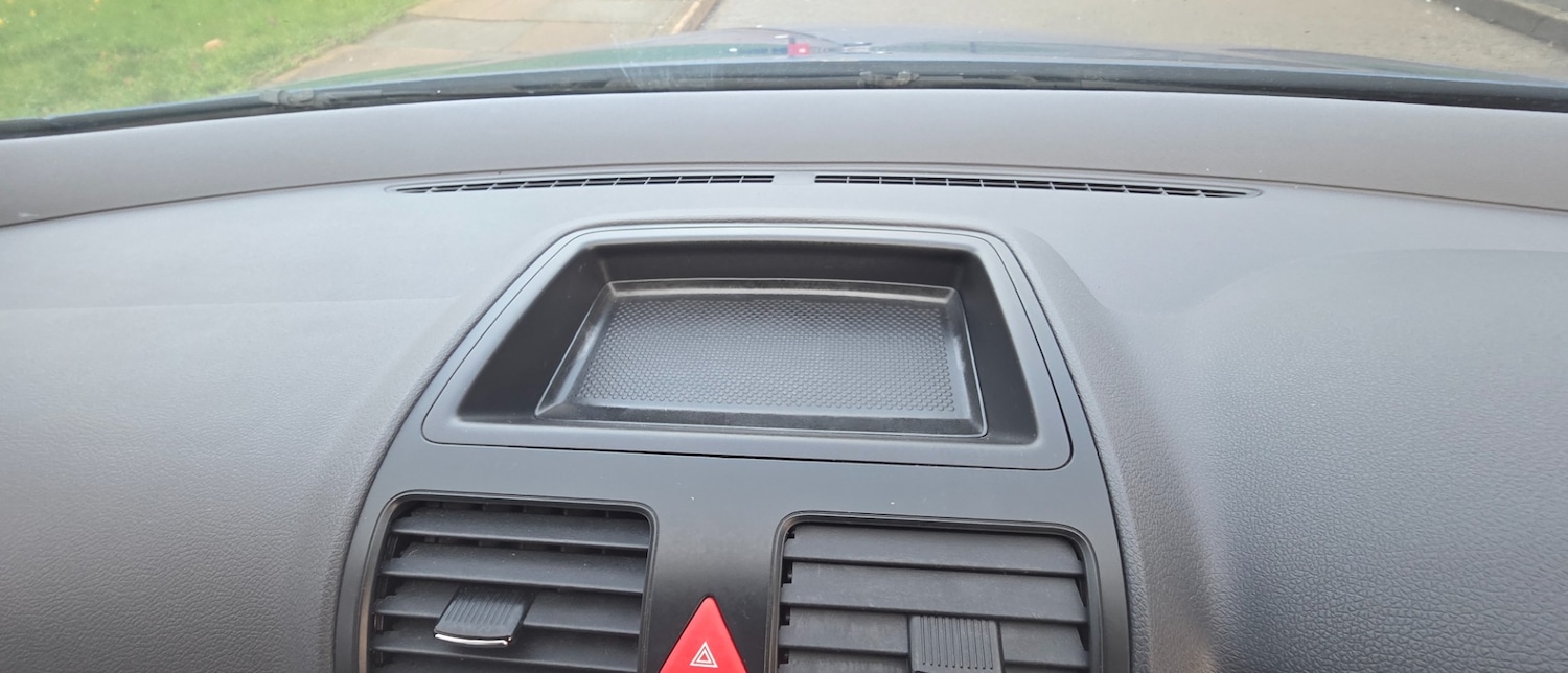 Used Volkswagen Golf 2005 for sale - 77497986: Photo 50