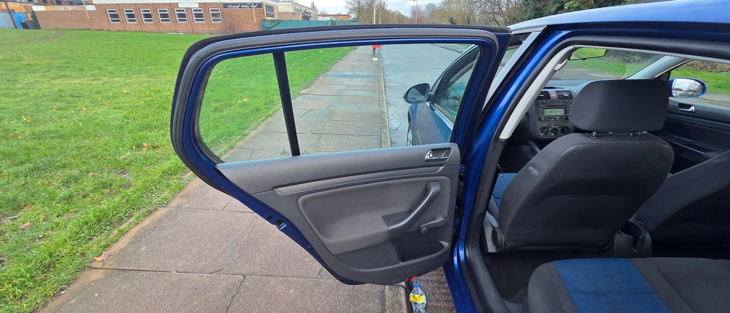 Used Volkswagen Golf 2005 for sale - 77497986: Photo 54