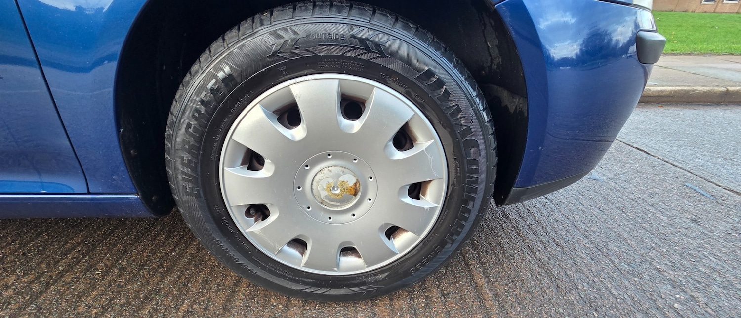 Used Volkswagen Golf 2005 for sale - 77497986: Photo 59