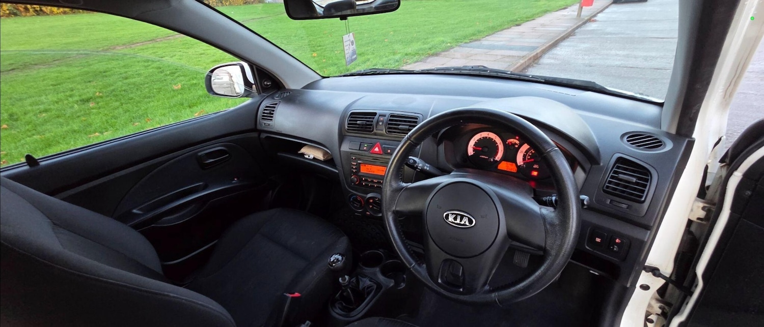 Used Kia Picanto 2011 for sale - 77201149: Photo 14